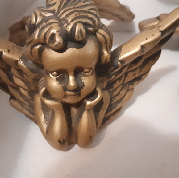 Curtain ends - Picture 3 of 4